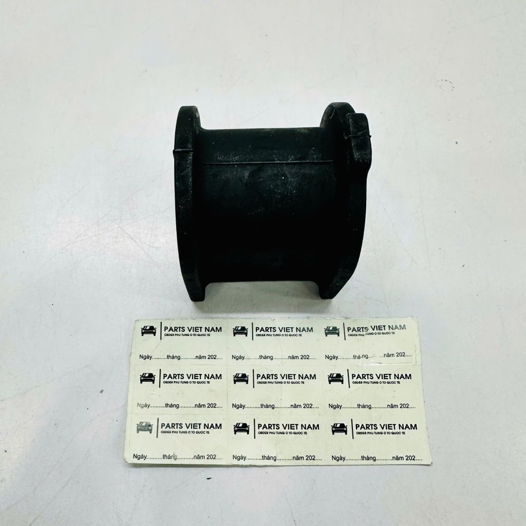 Cao su ốp thanh cân bằng trước xe Toyota Prado J120, 4Runner, FJ Cruiser, Lexus GX470 đời 2005 - 2015. Hàng chất lượng cao. Mã 48815-60180, 4881560180