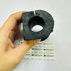 Cao su ốp thanh cân bằng trước xe Toyota Prado J120, 4Runner, FJ Cruiser, Lexus GX470 đời 2005 - 2015. Hàng chất lượng cao. Mã 48815-60180, 4881560180