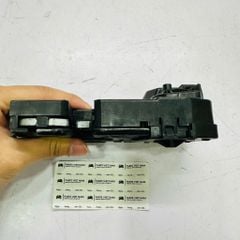 Tay mở khóa gập ghế sau bên trái xe Mercedes C-Class C200, C300 Mui trần (A205), Coupe (C205). Hàng xịn tháo xe đặt 8 - 10 ngày. Mã A2059200576