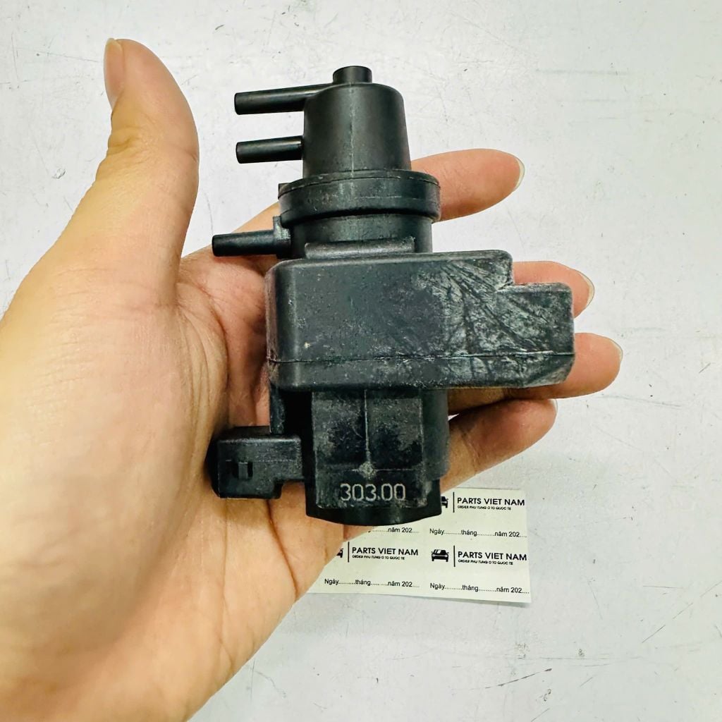 Van điện từ điều khiển Turbo xe Nissan Navara D40, Pathfinder R51 máy dầu YD25 đời 2005 - 2015. Hàng xịn không có chế độ bảo hành lắp. Mã 14956EB70B, 14956EB70B, 14956EB300