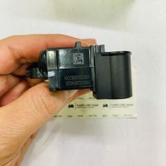 Tiết chế máy phát (IC máy phát) Mercedes C-Class C200, C250 W204, E-Class E200, E250 W212, (R172): SLK 200, SLK 250, Sprinter, GLC 200, GLC 300 đời 2007 - 2024. Hàng xịn Valeo. Mã Valeo 2542604, A0009069905