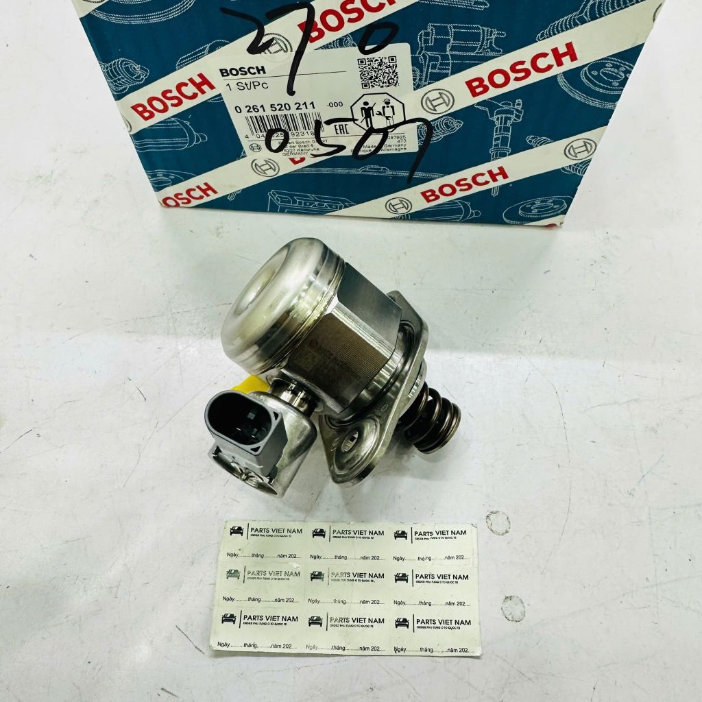 Bơm xăng cao áp xe Mercedes (W176): A200, A250, (W246): B200, B250, (C117 / X117): CLA200, CLA250 (X156): GLA200, GLA250, (X156): GLA200, GLA250 động cơ M270 đời 2015 - 2024. Hàng Bosch Đức. Mã A2700700501, A2700700401, A2700700001, Bosch 0261520211