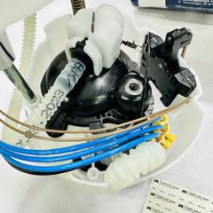 Cụm bơm xăng xe BMW X1 (F48), X2 (F39), Mini Countryman (F60), Clubman (F54) đời 2015 - 2023. Hàng Bosch Đức. Mã 16117300463, 16117300465