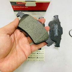 Bộ má phanh đĩa bánh sau, bố thắng sau Ford Focus (2012-2019), Mazda 3 (2004-2014), EcoSport (2018-2024 bản phanh đĩa). Hàng Motorcraft. Mã BV6Z2V200A
