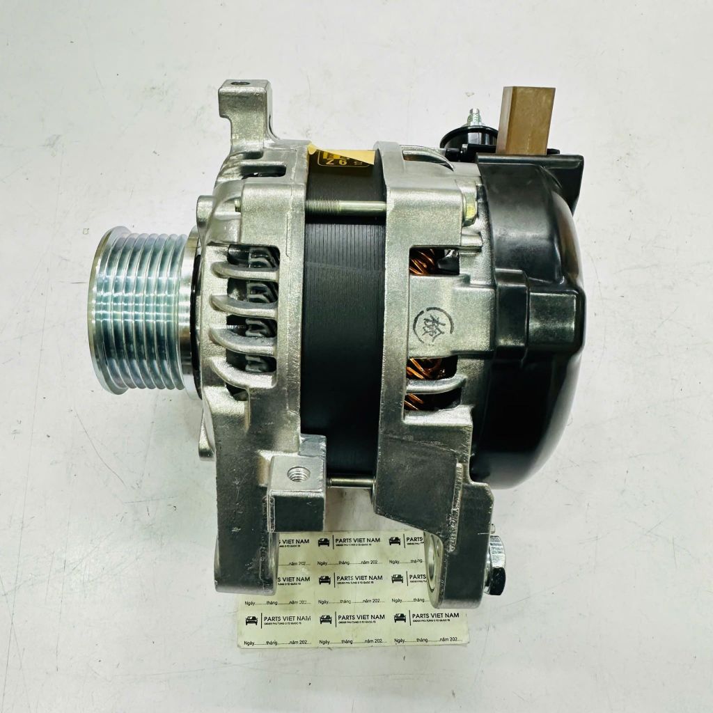 Củ máy phát điện (Alternator) xe Toyota Fortuner, Hilux Revo đời 2015 - 2022. Dùng cho động cơ máy dầu 2.4 (2GD) và 2.8 (1GD). Hàng Japan. Mã 270600L290, 27060-0L290