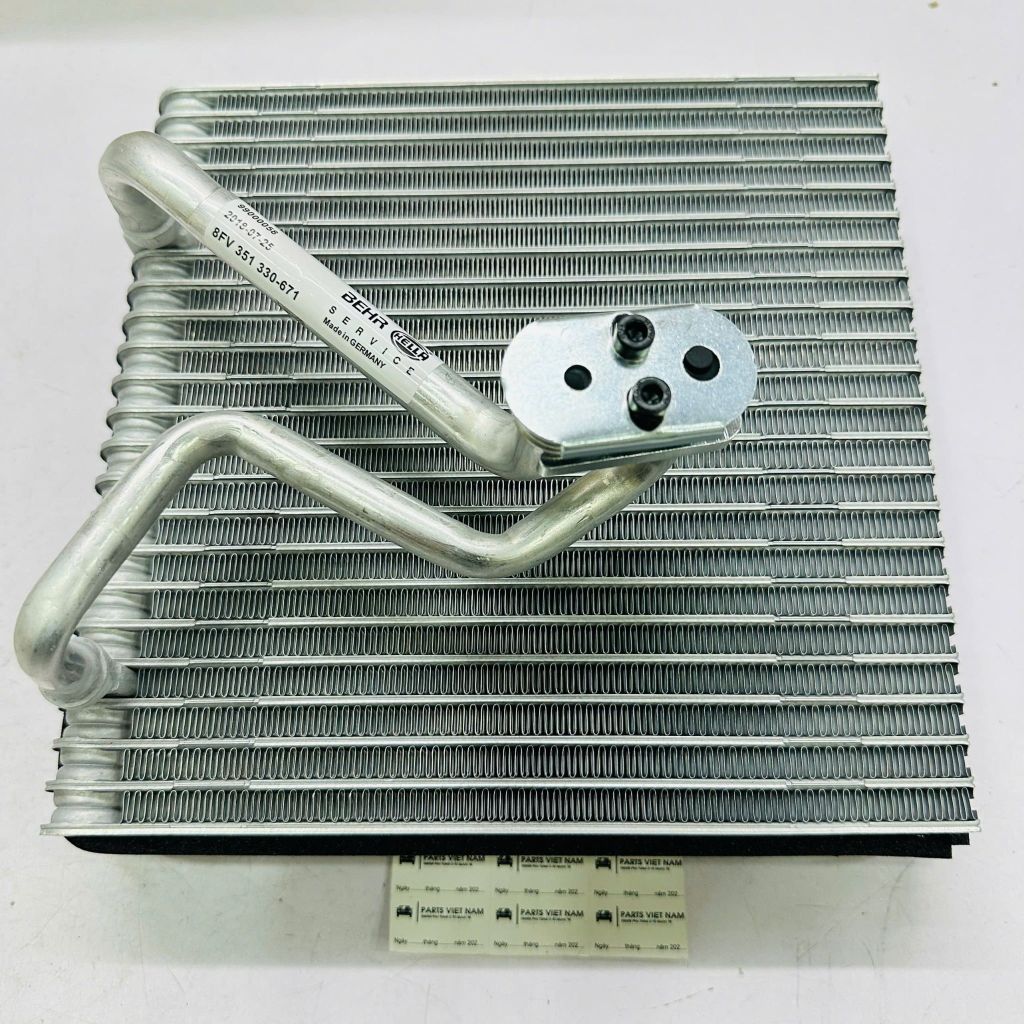 Giàn (dàn) lạnh điều hòa (A/C Evaporator) Audi Q3 (8U), A3 (8P), TT (8J), Volkswagen Golf 5/6, Passat B6, Sharan, Touran, Scirocco đời 2004 - 2018. Hàng OEM Berh. Mã 8U1820103A, 1K1820103, 1K1820103E
