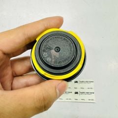 Nắp đổ dầu nhớt động cơ (Oil Filler Cap) Audi A1, A3, A4, A5, Q3, Q5, Volkswagen Tiguan, Golf MK7, Sharan, Passat,  Scirocco, Porsche Macan 2.0T đời 2013 - 2025. Động cơ EA888 Gen 3 (1.8 TSI / 2.0 TFSI). Hàng Faw China. Mã OE: 06K103485C, 06K103485D
