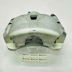 Cụm phanh đĩa trước liền gông phanh bên trái và bên phải cho xe Toyota Innova, Fortuner, Hilux đời 2004 - 2016. Hàng chất lượng cao. Mã OE: 477300K020 (Phải/RH), 477500K020 (Trái/LH) ( 1 cụm )