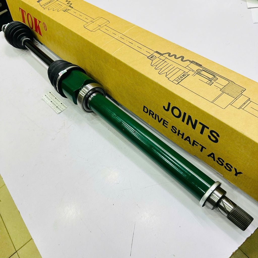 Cây láp bên Phải (Passenger Side) cho Ford Focus Trend, Focus Titanium động cơ 1.6L số tự động đời 2012 - 2019. Hàng TOK. Thông số kỹ thuật: 25 răng ngoài, 34 răng trong, chiều dài 969mm. Mã A-FD-63