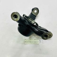Cụm ngỗng (ngõng) moay ơ, Trụ lái trước Toyota Innova (2016-2024) và Hilux Revo (2015-2024). Hàng chất lượng cao. Mã OE vế phải: 43211KK030 (RH), vế trái: 43212KK030 (LH)