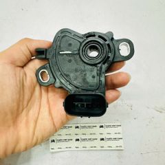 Công tắc báo vị trí số, rẻ quạt hộp số Toyota Veloz Cross và Avanza Premio đời 2022 - 2024. Mã OE: 84540-B2040, 84540B2040