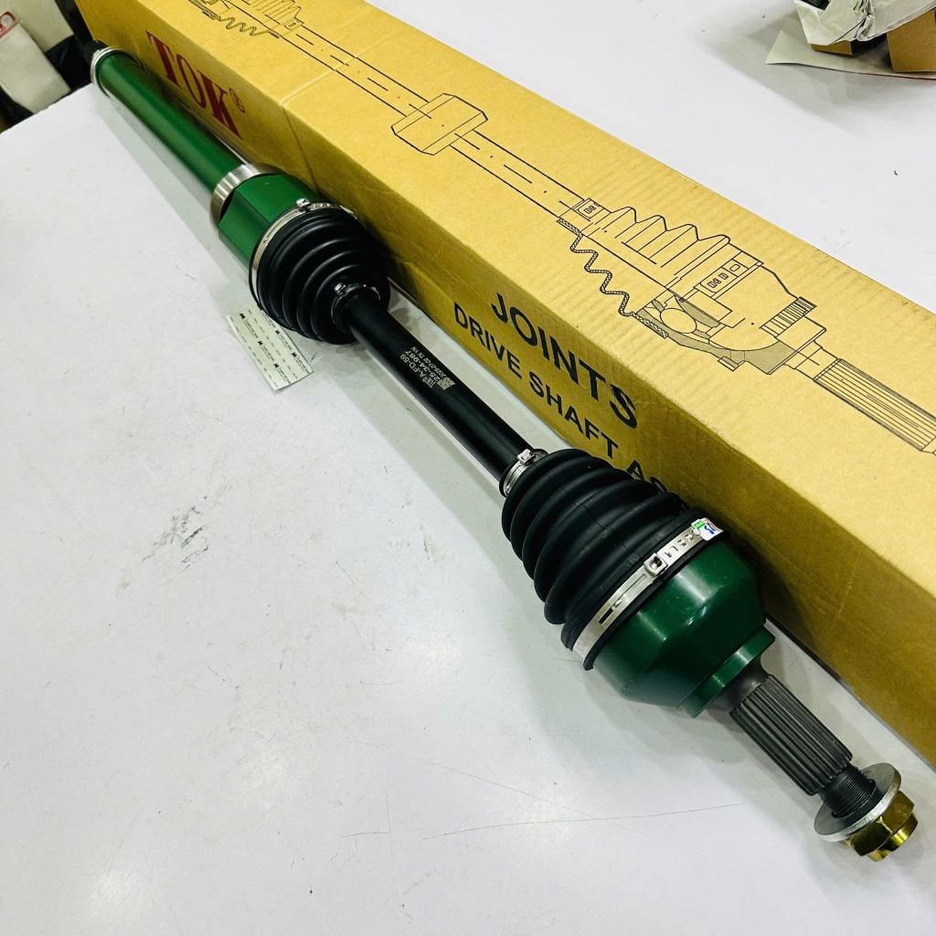 Cây láp trước bên phải (Driver Side) cho Ford EcoSport động cơ 1.5L số tự động đời 2014 - 2018. Hàng TOK. Thông số kỹ thuật: Răng ngoài 25, Răng trong 34, Chiều dài 987mm. Mã A-FD-59