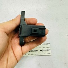 Cảm biến trục cơ (Crankshaft Sensor) loại 2 ghim Ford Escape 2.3L và Mazda 3, Mazda 6 đời 2004 - 2012. Hàng cao cấp. Mã OE: 3M6G-6C315-BA, 1318773, L813-18-221A