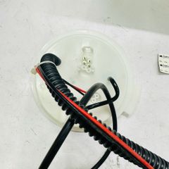 Cụm bơm xăng (Phía cảm biến), Bình chứa phụ BMW 3 Series (F30), 5 Series (F10), X3 (F25) động cơ N20, N55. Hàng OEM đã qua sử dụng. Mã 16117260644