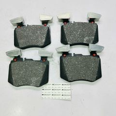 Bộ bố thắng hay má phanh đĩa trước Mercedes Benz GLC 200, GLC 250, GLC 300 X253 đời 2014 - 2022. Mã A0004207902, A0004208503