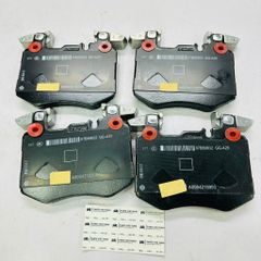 Bộ bố thắng hay má phanh đĩa trước Mercedes Benz GLC 200, GLC 250, GLC 300 X253 đời 2014 - 2022. Mã A0004207902, A0004208503