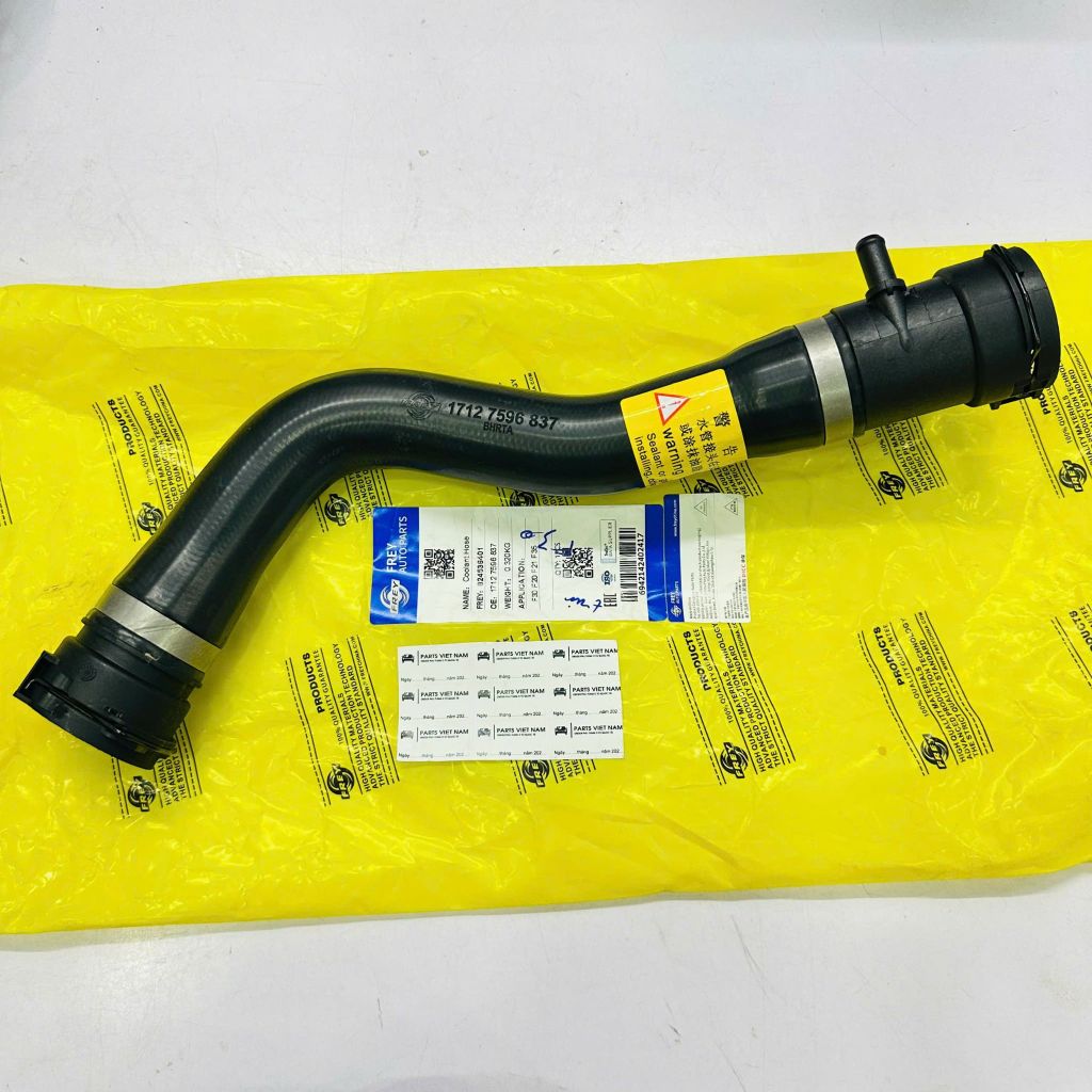 Ống nước làm mát phía dưới cho BMW E46 318i, 316i, 316Ci động cơ N42 (2.0L), N46 (2.0L), M43 (1.9L) N40, N42, N45, N46 (1.6L - 1.8L) đời 1998 - 2005. Hàng OEM. Mã 17127516416