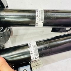 Giảm xóc trước, phuộc nhún trước Mazda 3 các đời 2019 - 2024. Hàng Showa Japan. Mã OE: BACF-34-700B (RH - Phụ) và BACF-34-900B (LH - Tài) ( 1 cây )