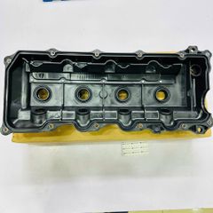 Nắp đậy giàn (dàn) cò (Engine Valve Cover) cao cấp chuẩn OEM cho các dòng xe Toyota máy dầu D-4D (Động cơ 1KD-FTV 3.0L và 2KD-FTV 2.5L): Fortuner (2005-2015), Hilux (2004-2015) và Hiace 