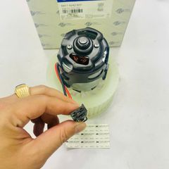 Mô tơ quạt gió điều hòa, quạt dàn (giàn) lạnh trước cao cấp chuẩn OEM Frey cho BMW 520i, 523i, 528i, 535i, M5 (F10/F11), 6 Series (F12/F13) và 730i, 740i, 740Li, 750Li, 760Li (F01/F02) đời 2009 - 2016. Mã OE: 64119242607