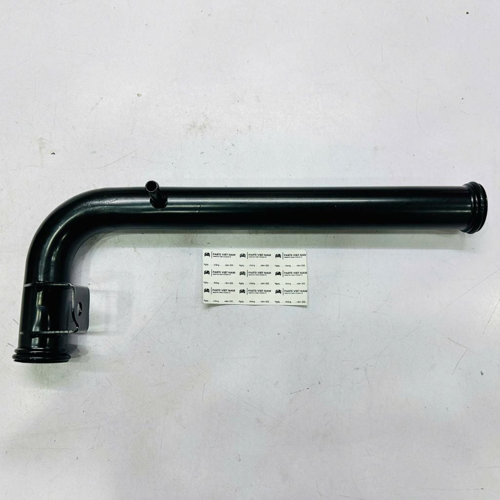 Ống chia nước làm mát, Ống dẫn nước làm mát đầu ra Mitsubishi Pajero Sport, Pajero V43, V73, V93 Triton V6 3.0L (6G72) và 3.5L (6G74). Mã MD307137, 1310A525, MN119491