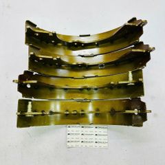Bộ má phanh guốc sau cao cấp cho Toyota Innova đời 2006 đến 2015. Mã 044950K040, 044950K010, 04495YZZZ2 Toyota Innova đời 2006 đến 2015. Mã 044950K040, 044950K010, 04495YZZZ2