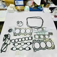Bộ gioăng phớt đại tu động cơ Mitsubishi Pajero Sport đời 2011 - 2016 sử dụng động cơ xăng 3.0L V6 (6B31). Hàng chất lượng cao phớt nhật gioăng thép. Mã 1000B789