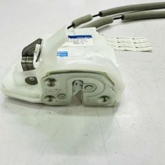 Cụm cơ cấu ổ khóa ngậm cánh cửa sau có khoá trẻ em 8 giắc điện Mazda 3 đời 2014 - 2019. Hàng cao cấp China. Mã Trái BHP2-73-310B và sau Phải BHP2-72-310B ( 1 cái )