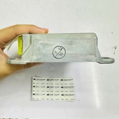 Hộp điều khiển túi khí trung tâm (SRS Airbag Control Unit) cho xe Lexus NX Series (NX300, NX300h) đời 2018 - 2021. Hàng tháo xe đặt hàng 10 ngày. Mã OE: 89170-78040, 8917078040