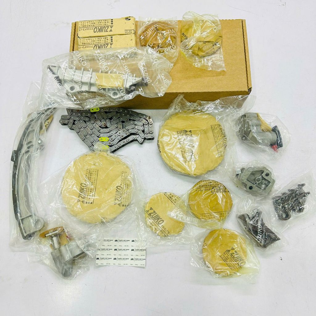 Bộ xích cam tổng thành động cơ VQ30DE (V6 3.0L) cho Nissan Cefiro (A32, A33), Nissan Maxima (1995-2004) và Infiniti I30. Hàng chất lượng cao. Mã 1302831U00, 13028-31U00