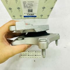 Cao su chân số Mercedes X204 GLK220, GLK250, GLK280, GLK300, GLK350, W204, C300, C350, W212 E250, E300, E350, W221 S350, S450, S500, C218 CLS350, CLS500, CLS63 (Bản 4Matic) đời 2008 - 2017. Hàng Frey. Mã A2212400518, A2042400218