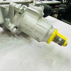 Thước lái trợ lực dầu (Không van điện) Mercedes C-Class C200 C250 W204 đời 2007 - 2014. Hàng chất lượng cao. Mã 2044600600, A2044605300, A2044604300