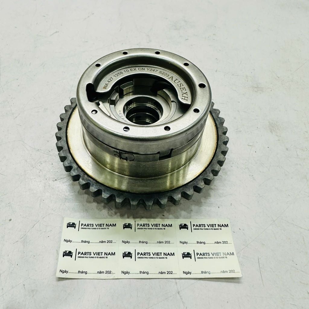 Bánh răng nhông cam xả động cơ M270 và M274 (1.6L & 2.0L) Mercedes C200 C300 (W204, W205), E200 E300 (W212, W213), GLC200 GLC300 (X253), A-Class, CLA 200, GLA 300. Hàng INA. Mã A2700506200