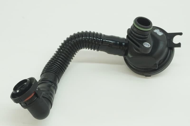 Van thông hơi đáy các te (PCV) Mercedes C63 W204, E63 W211 W212, S63 AMG W221, ML63 W164 động cơ M156 V8 đời 2007 - 2015. Hàng xịn Mer đặt hàng 6 - 8 ngày. Mã A1560100170