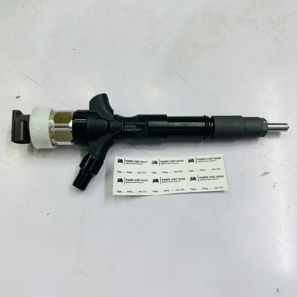 Kim phun dầu Diesel máy 1KD-FTV (3.0L D-4D) cho Toyota Fortuner 3.0, Hilux 3.0, Land Cruiser Prado, Hiace đời 2005 - 2017. Hàng chất lượng cao China đặt 6 - 8 ngày. Mã: 2367039365, 23670-39365, 095000-8290