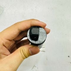 Van đuôi lốc lạnh, van đít lốc điều hòa (Van điện từ) cho Audi Q7, Volkswagen Touareg máy 3.0 TDI, 3.6 FSI, 4.2 FSI đời 2006 - 2018. Hàng cao cấp. Mã 7SEU17C, 7L6820803F 7L6820803J 7L6820803K 7L6820803M 7L6820803Q 7L6820803T 7P0820803D
