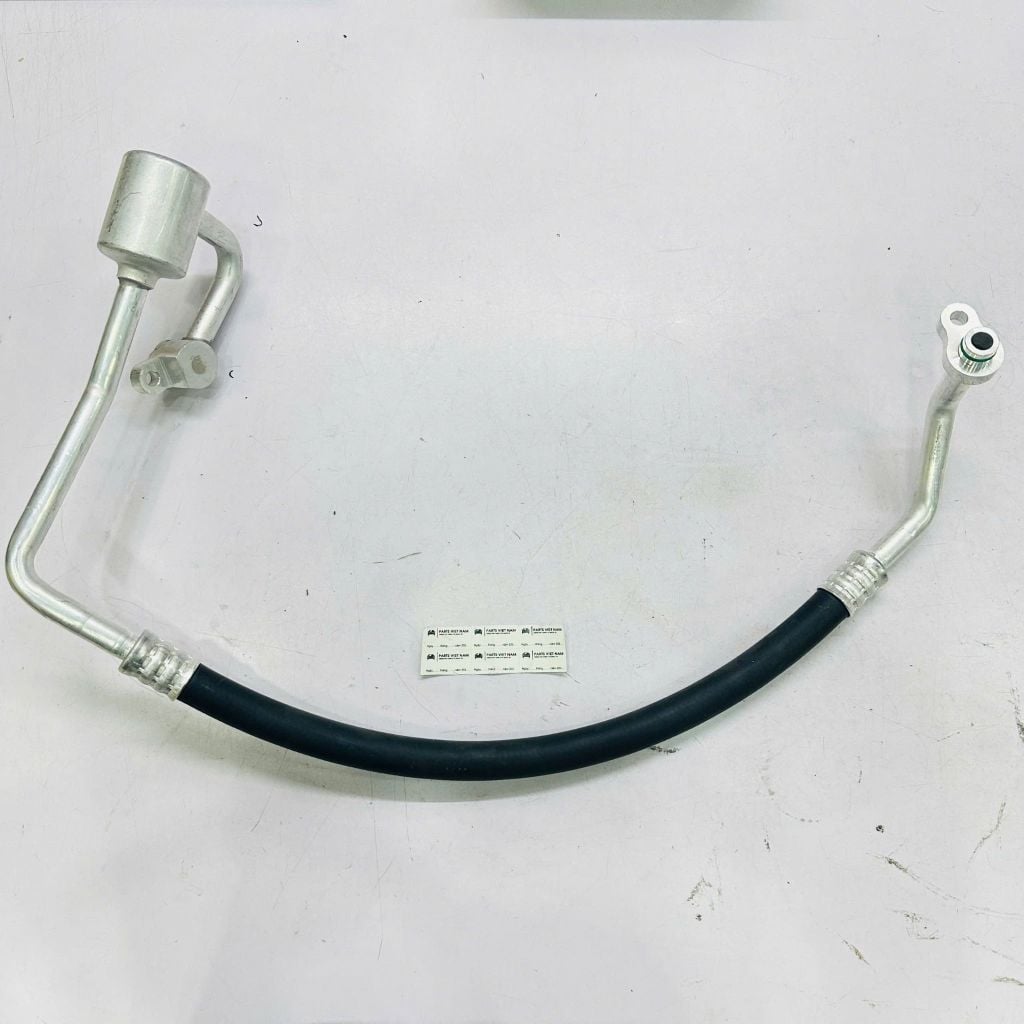 Ống dẫn gas điều hòa (A/C Pipe) Land Rover Freelander 2, Range Rover Evoque. Mã LR061889, LR027793