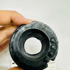 Cao su ốp cân bằng trước, cao su cánh cung Audi A4 (B8), A5, A6 (C7), A7. đời 2008 - 2018. Hàng xịn Audi. Mã 4D0411327G 4D0411327H