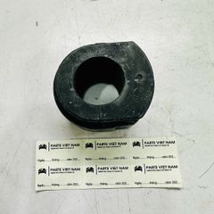 Cao su thanh cân bằng trước (Cao su ốp cung) Mercedes A200, A250, W176, B180, B200 W246, CLA200, CLA250 X117, GLA200, GLA250 X156 đời 2011 - 2019. Hàng Bmtsr Frey. Mã A2463203411