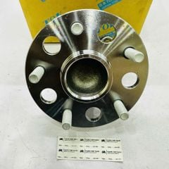 Cụm bi moay ơ sau, bạc đạn bánh sau Toyota Corolla Cross đời 2020 - 2024 tích hợp ABS. Hàng Tok. Mã 424500A010, 42450-0A010
