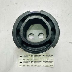 Cao su treo cầu sau (Cao su đỡ vi sai) Lexus IS250, IS350, GS300, GS350, GS430, GS460, GS450h. Hàng xịn. Mã 4165130130, 41651-30130
