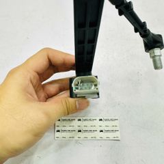 Cảm biến chiều cao gầm (6 Pins) sau bên trái Land Rover Range Rover L322 đời 2010 - 2012. Hàng cao cấp đặt 6 - 8 ngày. Mã LR023654, AH425A955BC
