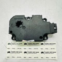 Mô tơ chia gió điều hoà, trộn gió nóng lạnh (Actuator) xe Mercedes (X253) GLC200, GLC250, GLC300, (W205) C180, C200, C250, C300, (W213) E200, E250, E300 đời 2015 - 2020. Hàng xịn tháo xe. Mã ZBAT0069D00, T43758B, A1699060100