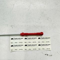 Que thăm dầu, thước thăm dầu động cơ M274 - 2.0L Mercedes W204, W205 C200, C250, C300, W212, W213 E200, E250, E300, X253 GLC200, GLC250, GLC300, X204 GLK200, GLK250. Mã A2740107306