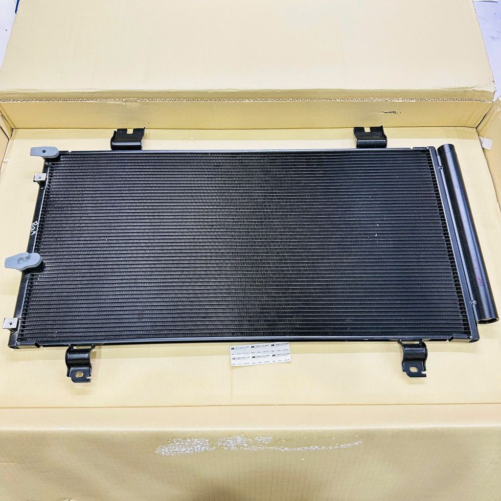 Dàn (giàn) nóng điều hòa Lexus IS250, IS350 2.5L V6 (4GR-FSE) / GSE20, 3.5L V6 (2GR-FSE) / GSE21 đời 2005-2013. Hàng Paco Thái Lan. Mã 8846053030, 88460-53030