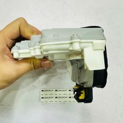 Ổ khoá gậm, khóa cửa trước trái (Bên Tài) 9 giắc điện Audi A6 (C6), A4 (B7), A3, A8, R8 đời 2003 - 2015. Hàng cao cấp. Mã 4F1837015, 4F1837015E, 8E1837015AA