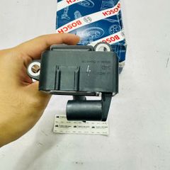 Mobin đánh lửa động cơ M274, M270 và M133 AMG cho Mercedes GLC200, GLC250, GLC300 (X253), C200, C250, C300 (W205), E200 (W213), SLC 200 300 (R172), GLA200, GLA250 (X156), CLA200, CLA250 (C117) đời 2015 - 2024. Hàng Bosh. Mã A2749060600, 0221604701