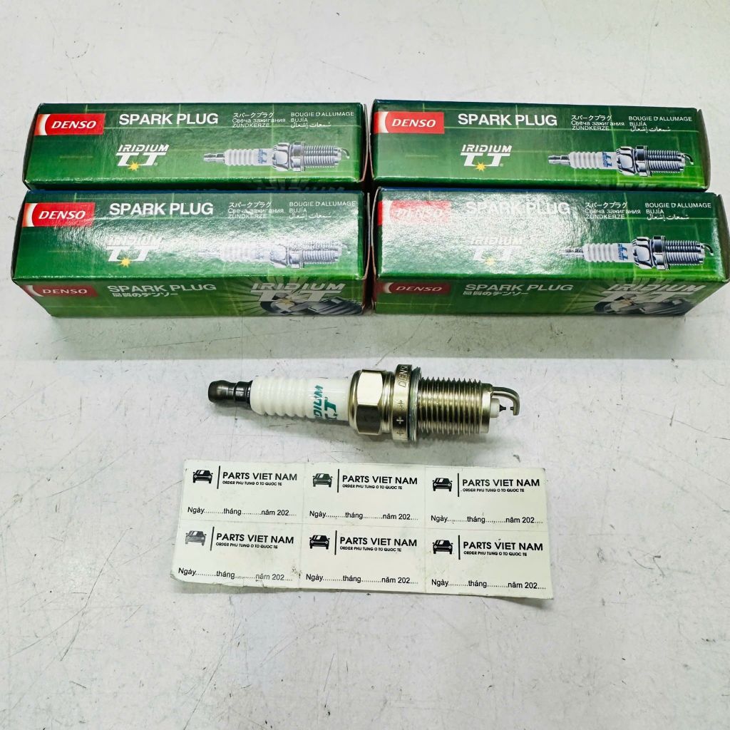 Bugi Denso Iridium TT cho Land Rover Range Rover III (L322) 4.4 V8, Discovery I & IV (2.0L / 5.0 V8) và Freelander 1 (1.8 16V / 2.5 V6). Mã IK20TT, LR002535, NLP000020L, NLP000130L