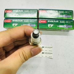 Bugi Denso Iridium TT cho Land Rover Range Rover III (L322) 4.4 V8, Discovery I & IV (2.0L / 5.0 V8) và Freelander 1 (1.8 16V / 2.5 V6). Mã IK20TT, LR002535, NLP000020L, NLP000130L