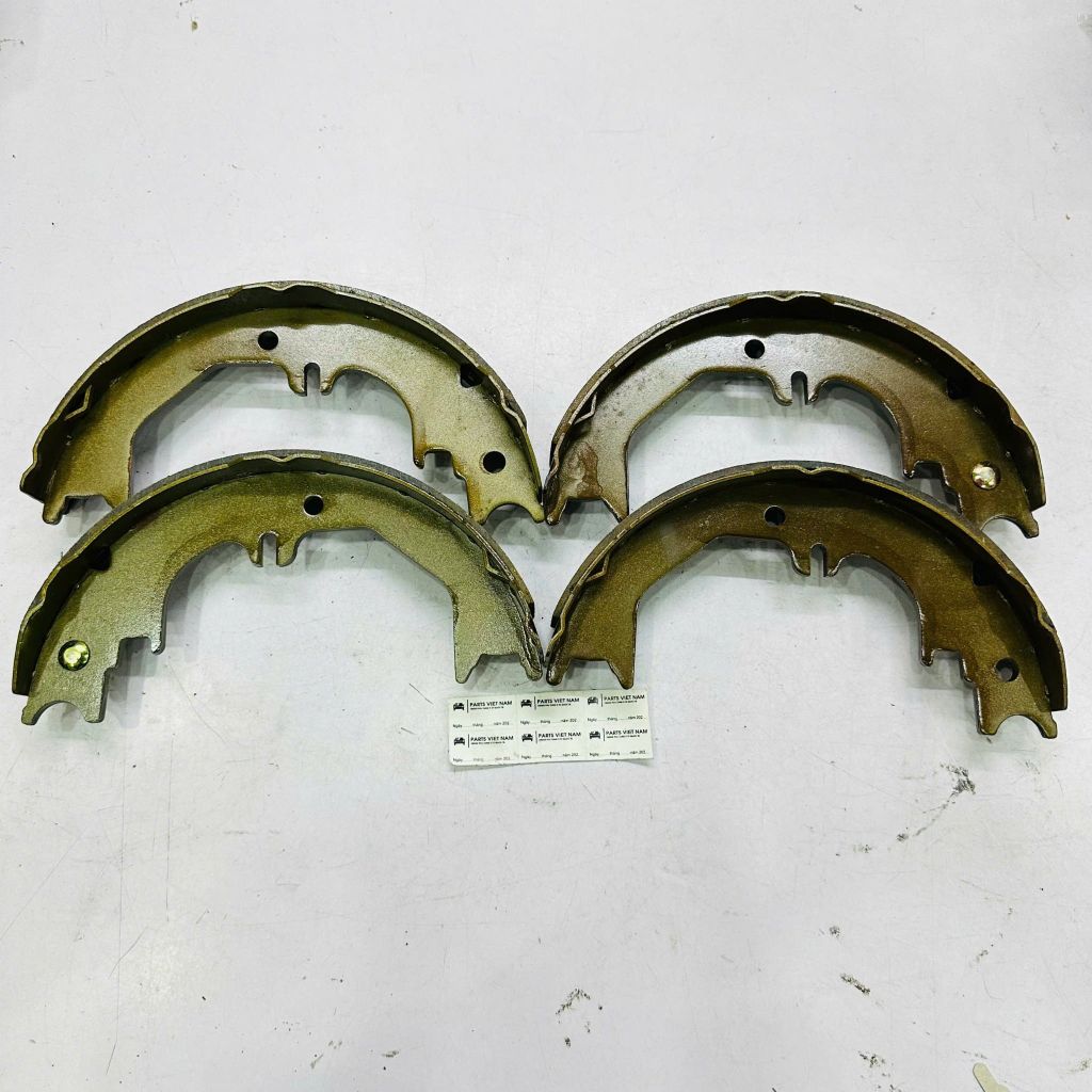 Má phanh tay (Bố thắng tay) Toyota Land Cruiser FZJ80, FZJ100, FZJ105 đời 1996 - 2005. Hàng chất lượng cao. Mã 4654060030